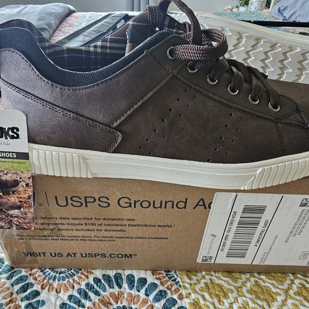 Muk Luks Men's Casual Low-Top Sneakers in Dark Brown